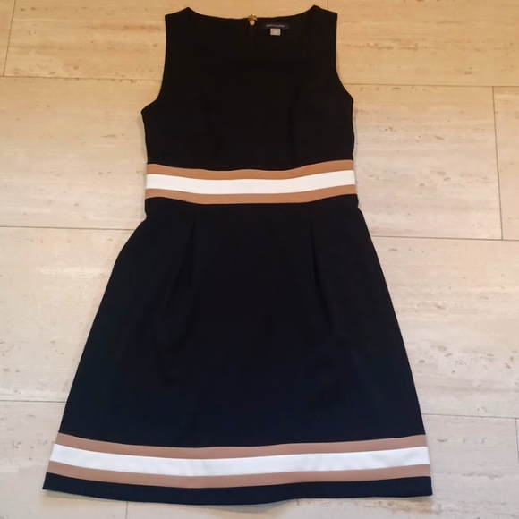 Tommy Hilfiger Dresses & Skirts - Tommy Hilfiger Black Stylish Dress